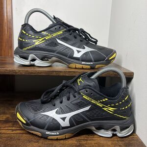 Mizuno Wave Lightning Volleyball Shoes Black Yellow Silver V1GC150003 Womens 6